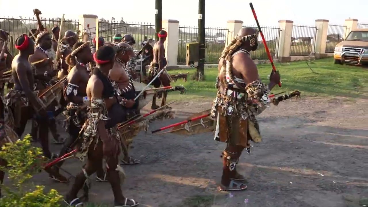 NDLOVU HISTORY, UMLANDO FOR ALL THE NDLOVU AND RELATIVES TO FIND THEIR HISTORY.
