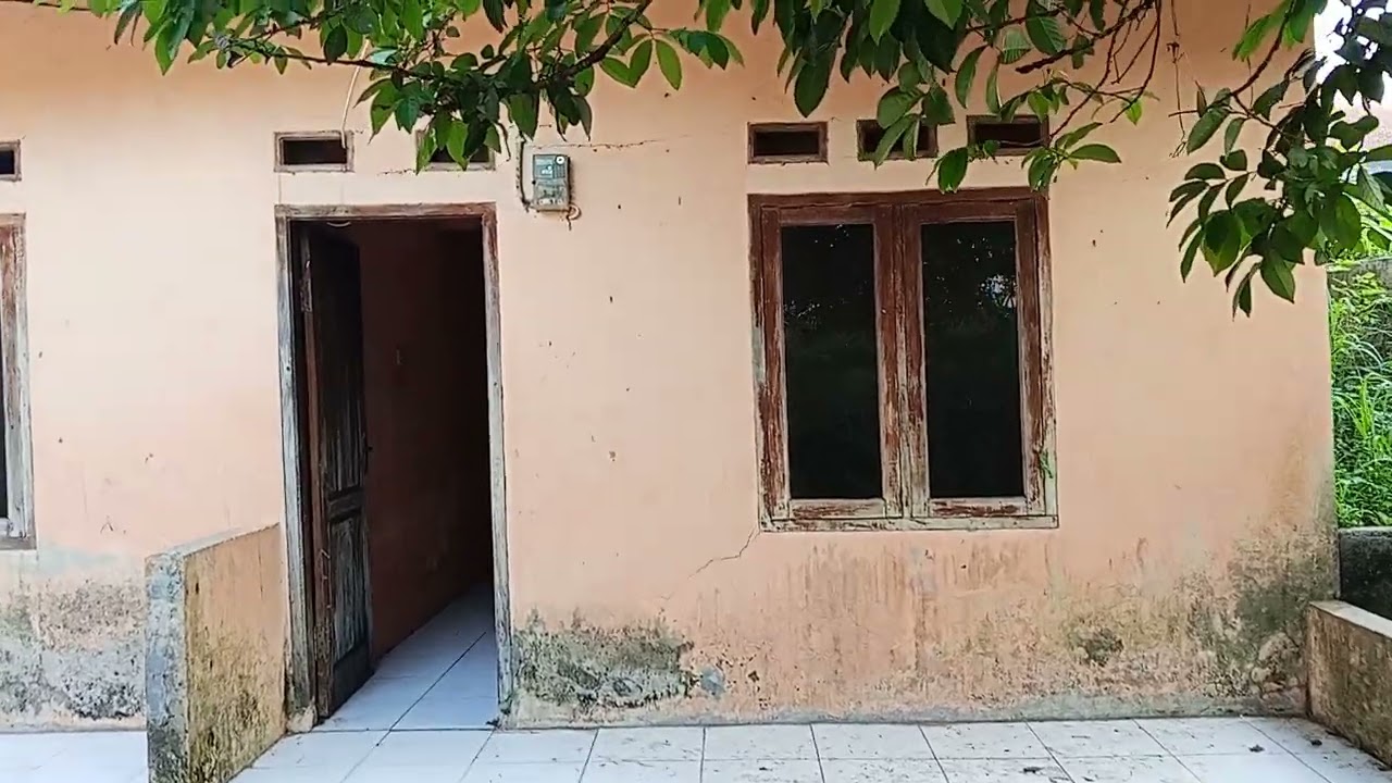 Di jual kontrak an 3 pintu murah meriah pinggir jln kabputen