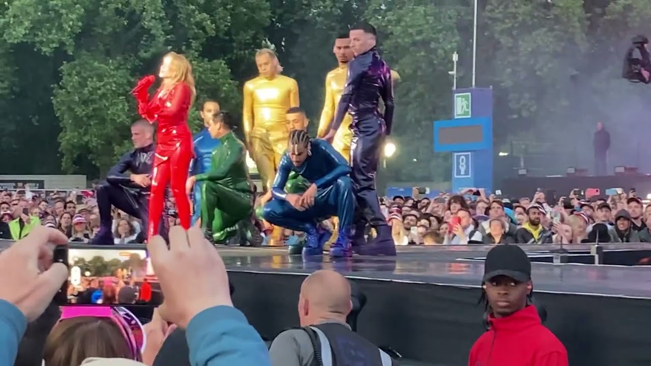 Kylie Minogue - BST Hyde Park London 13th July 2024 - Tension/Come into my World - Gold Circle View