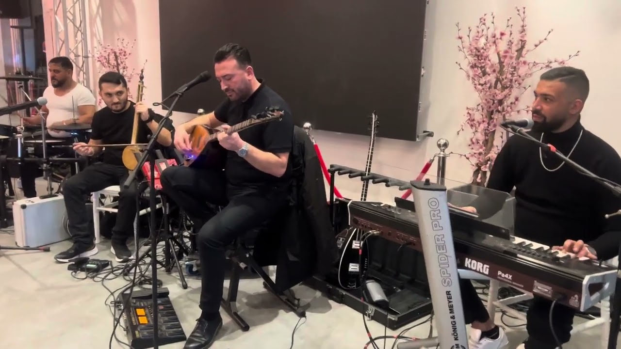 Taner Abakay Akustik 2024 Oyun havaları potpori  (Karamanın bayırına) 7  Dk uzun