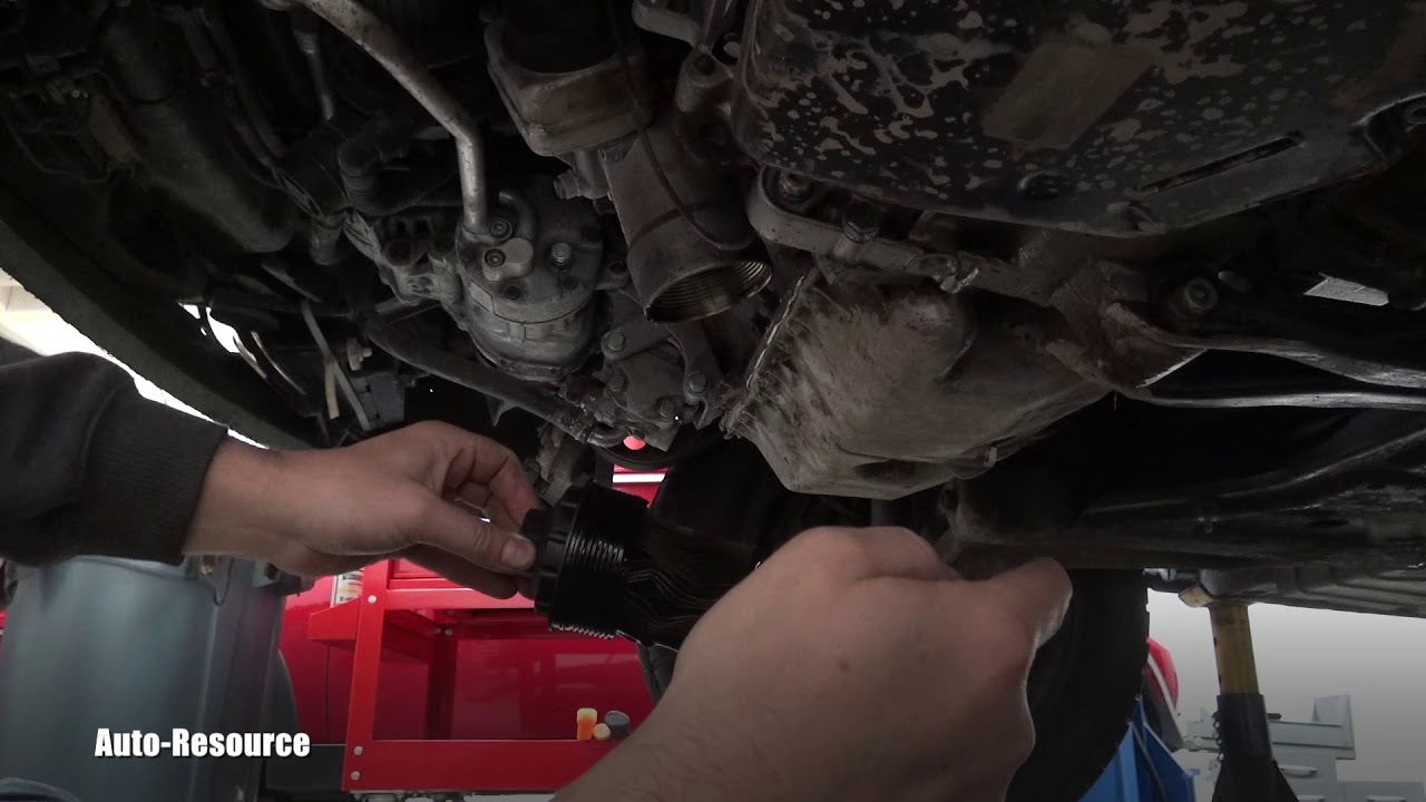 Замена масла и фильтра в двигателе VW Eurovan VR6