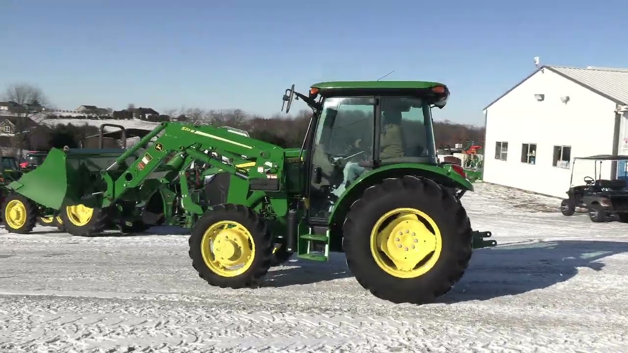 Трактор John Deere 5075E с кабиной и погрузчиком, 2021 года выпуска! Гарантия John Deere! Отлично...