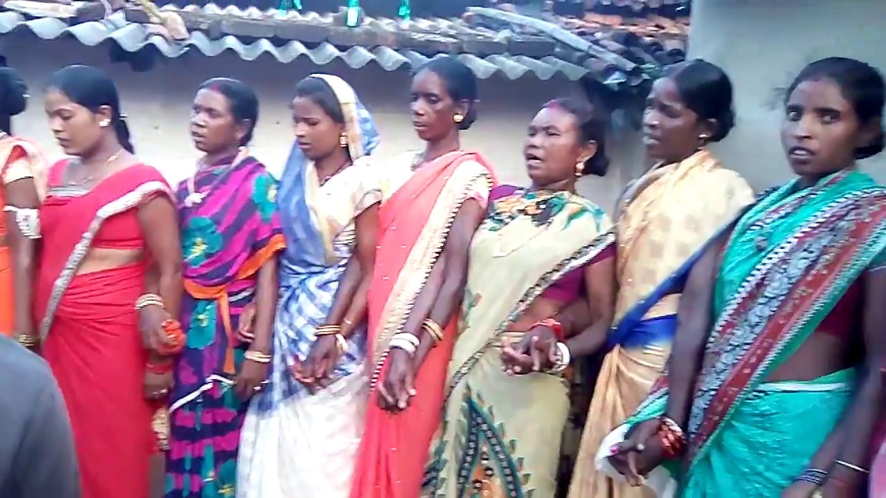 Santali anej करम पोरोब kojram rinja sereng.
