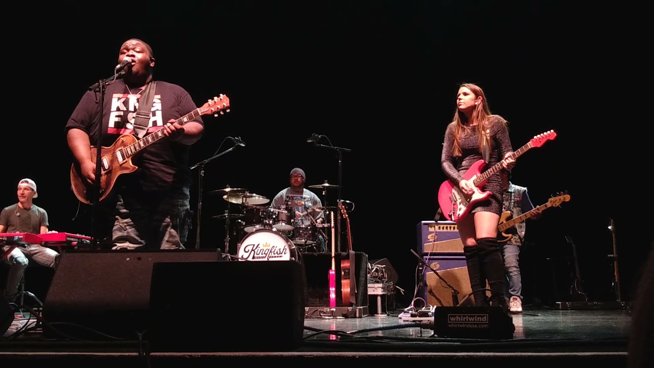 Ally Venable & Christone Kingfish Ingram * 11 19 2021 * Keswick Theater Glenside PA
