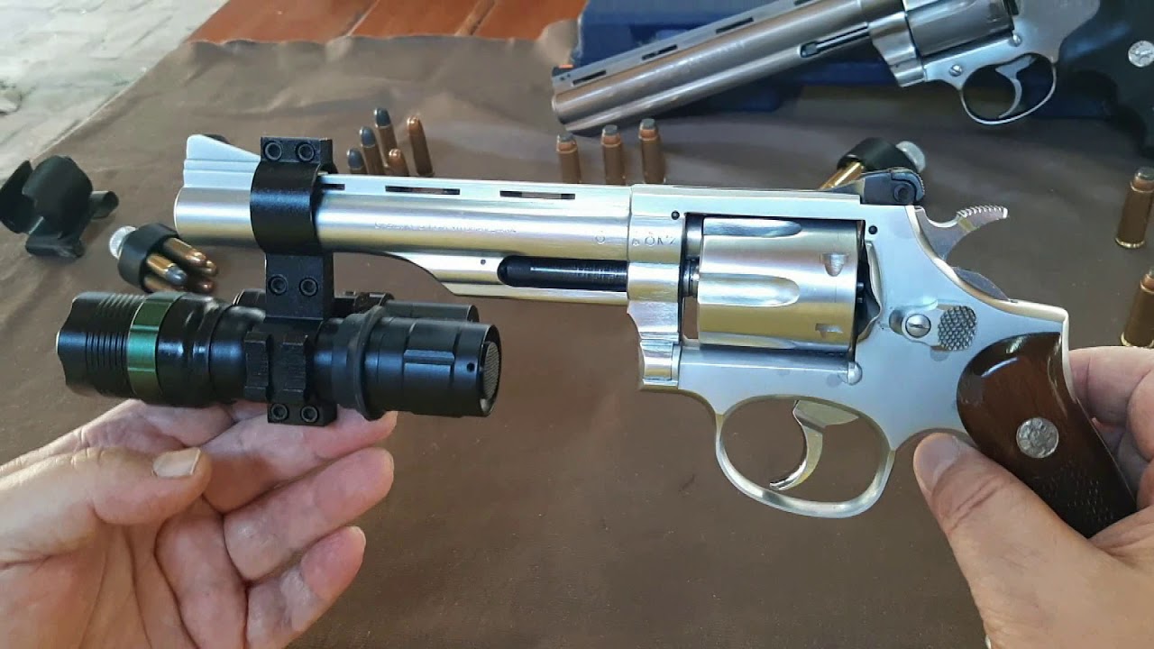 REVOLVER LLAMA