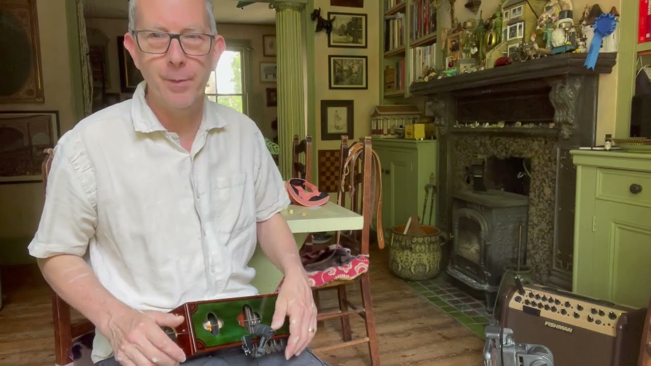 Symphonie style Hurdy Gurdy by Marco Gamarra