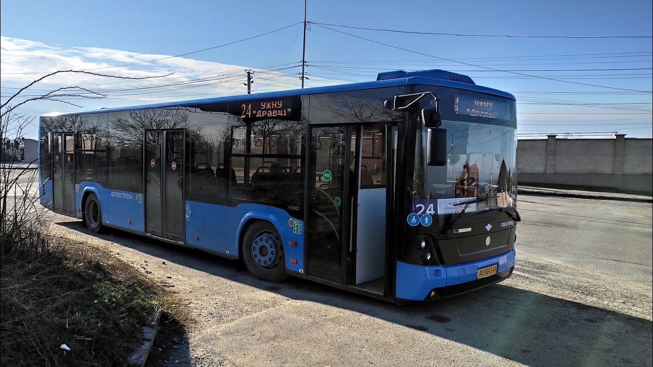 Водитель городского автобуса. Работа на 24-ом маршруте. Ужгород.
