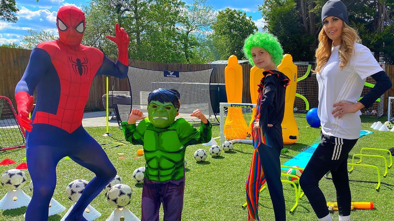 EPIC CHALLENGE VIDEO GIRLS Vs BOYS!