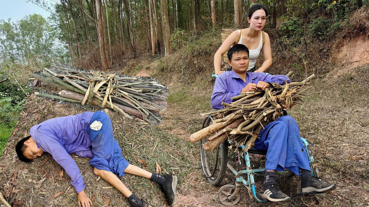 The Difficult Life Of a Disabled Brother Digging Small Potatoes To eat. Harvesting Big Pumpkins.