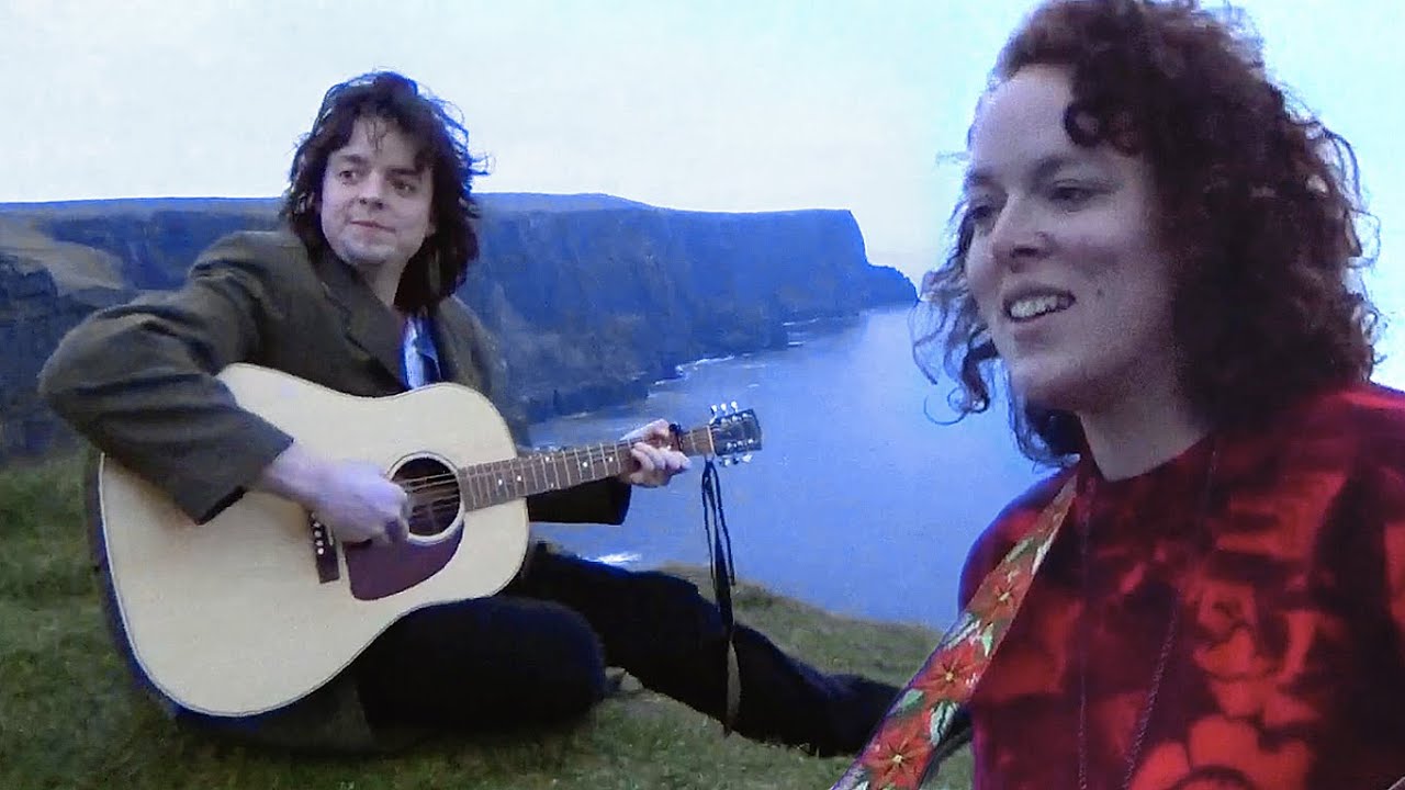 A Different Thread - 'Red Is The Rose' (traditional Irish ballad)