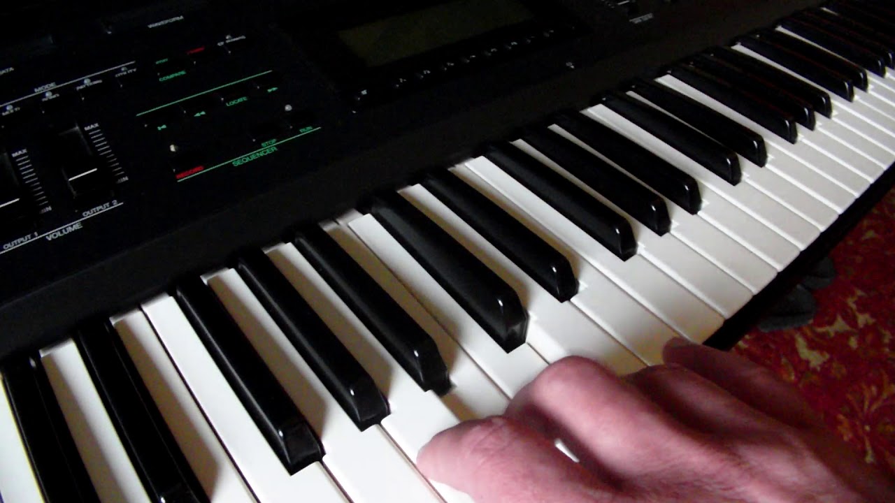 YAMAHA SY 99 вносит много усовершенствований в SY77.