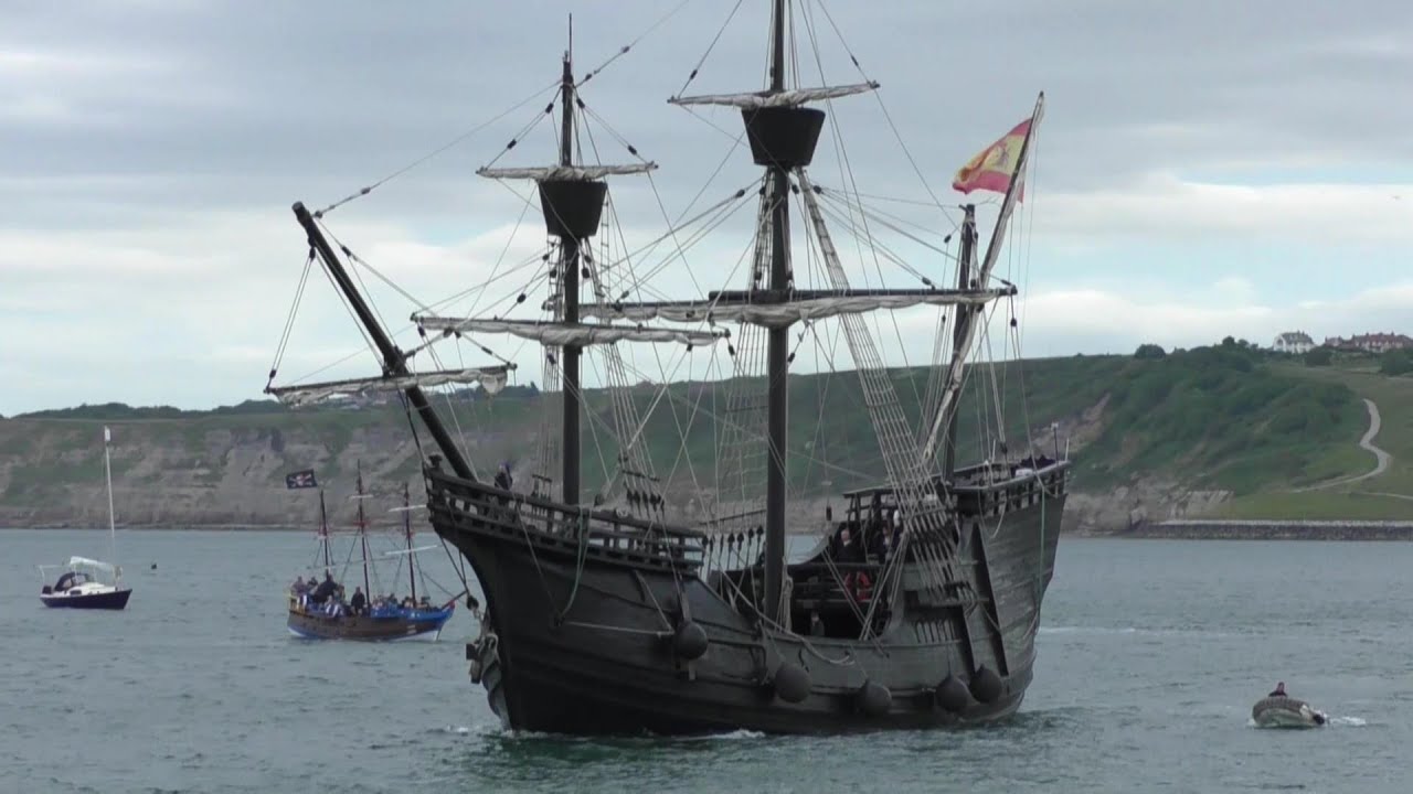 Spanish galleon Nao Victoria runs aground on beach enter Scarborough harbour 27th June 2025