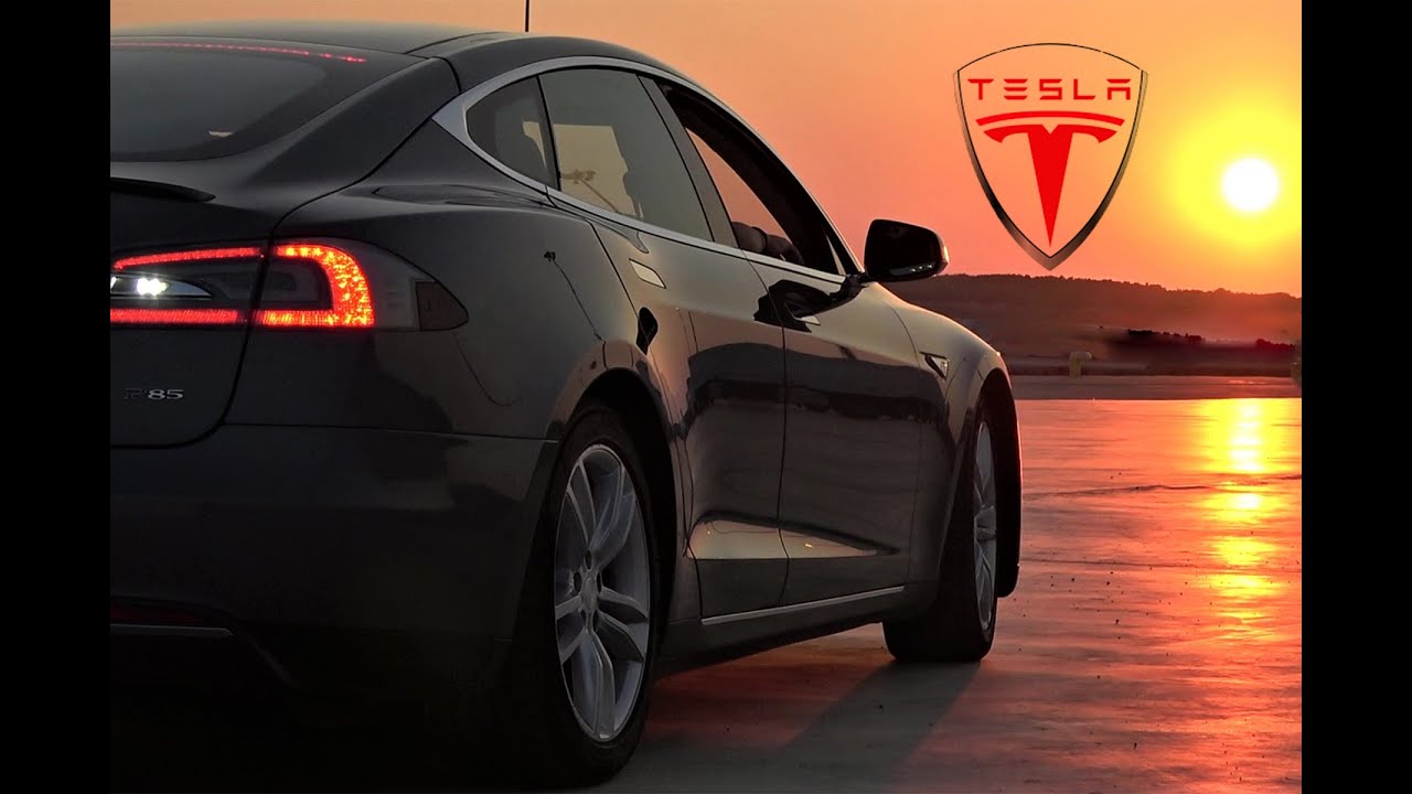 TESLA ένα PC με ρόδες ( TESLA a PC with wheels )