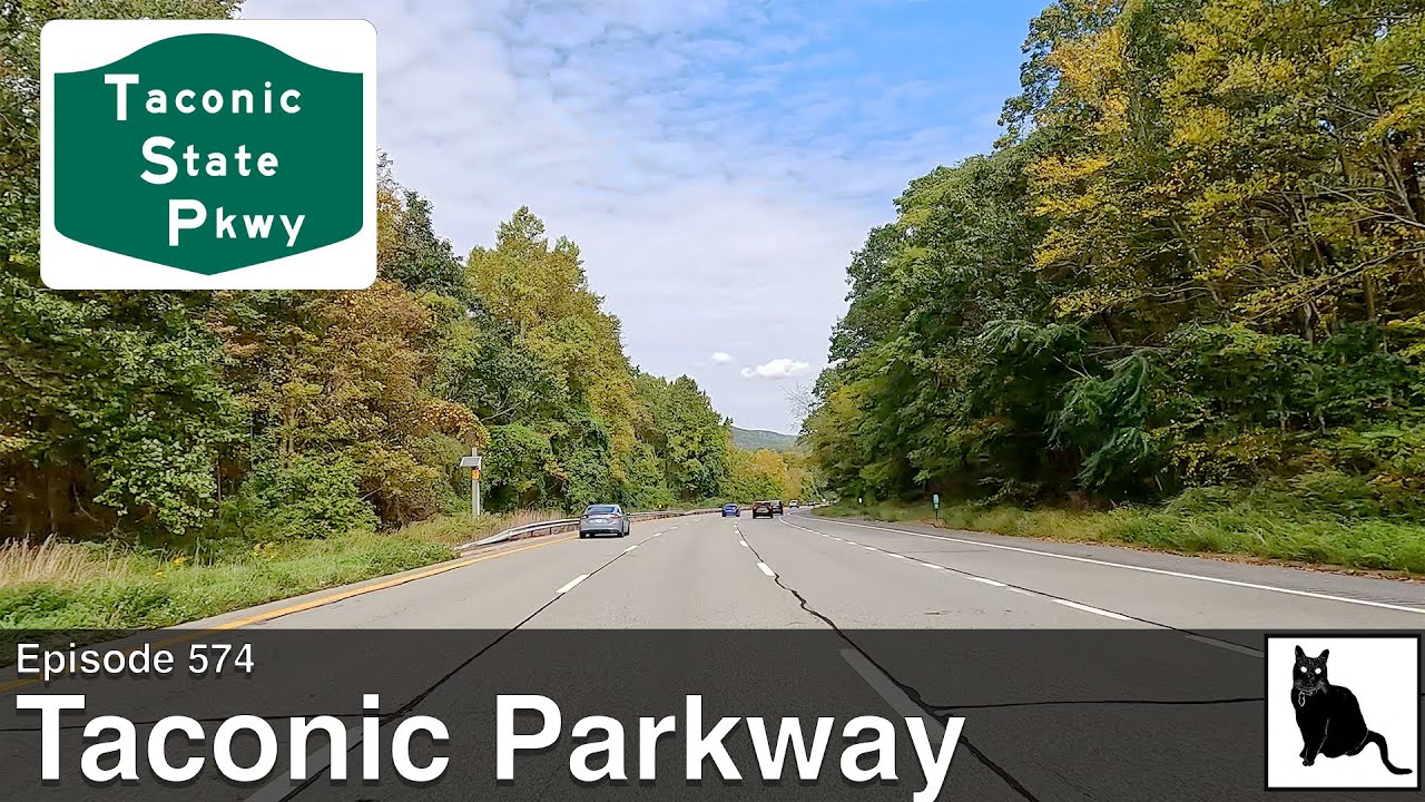 The beautiful & scenic Taconic Parkway in Westchester County, New York