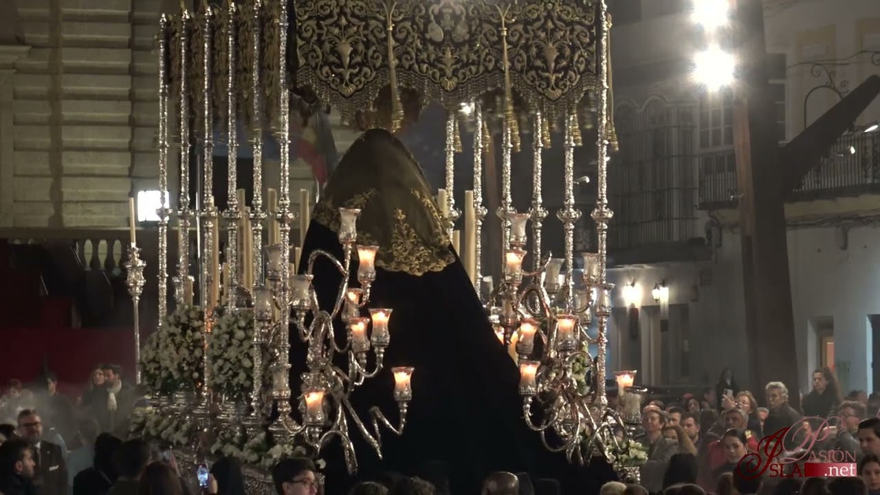 Piedad en la Carrera Oficial | Semana Santa San Fernando 2024 | 4K