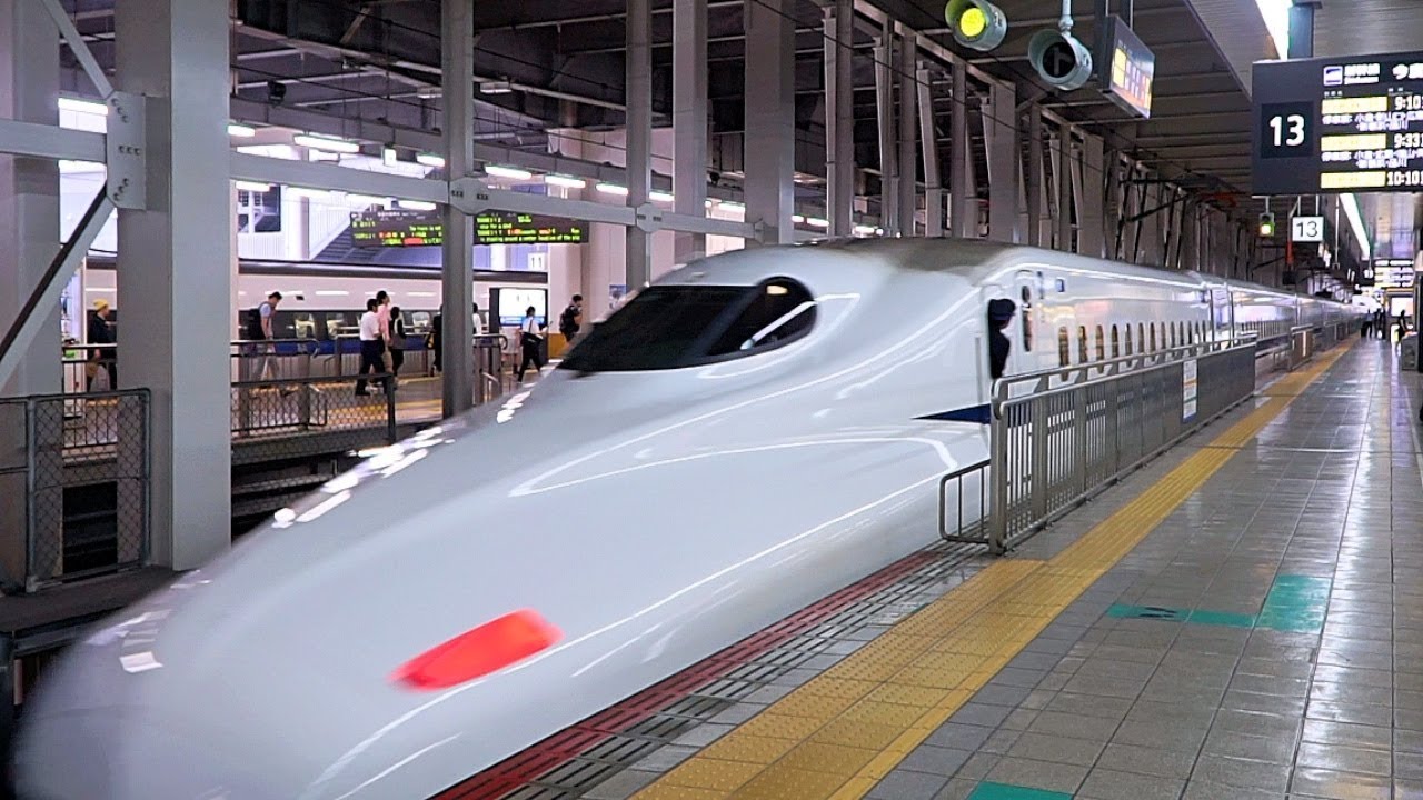 Fastest Train in Japan - Shinkansen Nozomi SUPER EXPRESS Review | Japanese Bullet Train