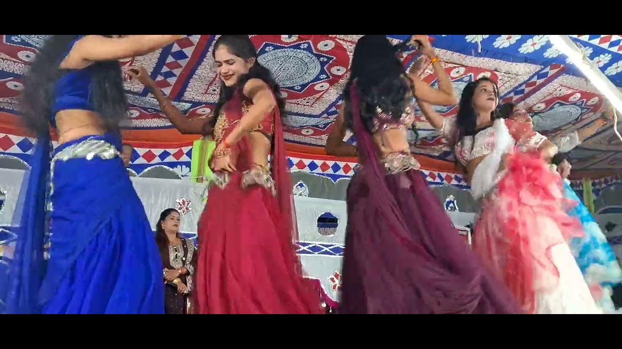 Skmusic99736 Like share subscribe coment kar dijiyega 👈 🙏 new video gurup dance