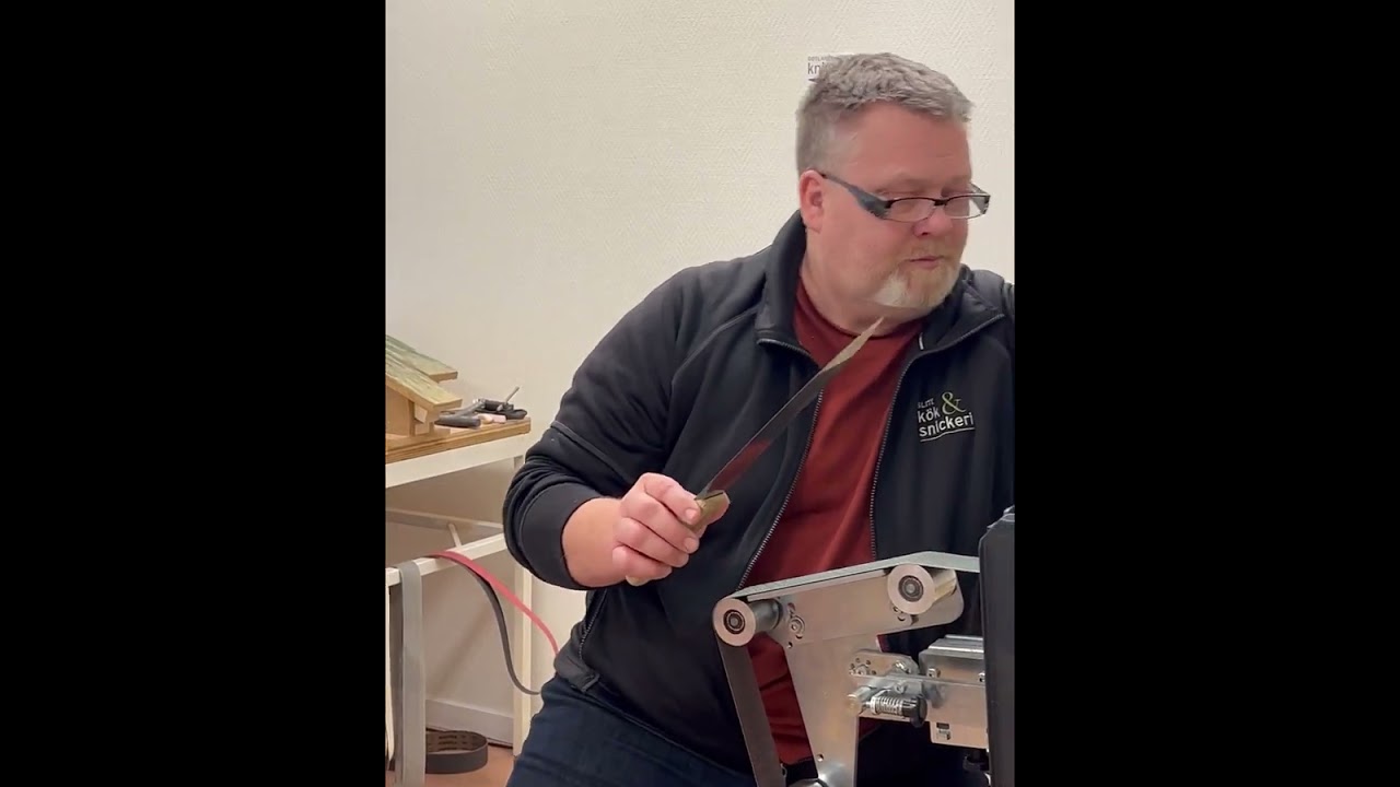 Hur man slipar en kniv. How to sharpen a knife.