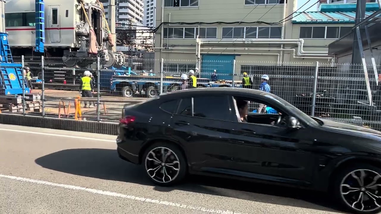 ロマンスカーVSE  ロマンスカーミュージアムへ搬入