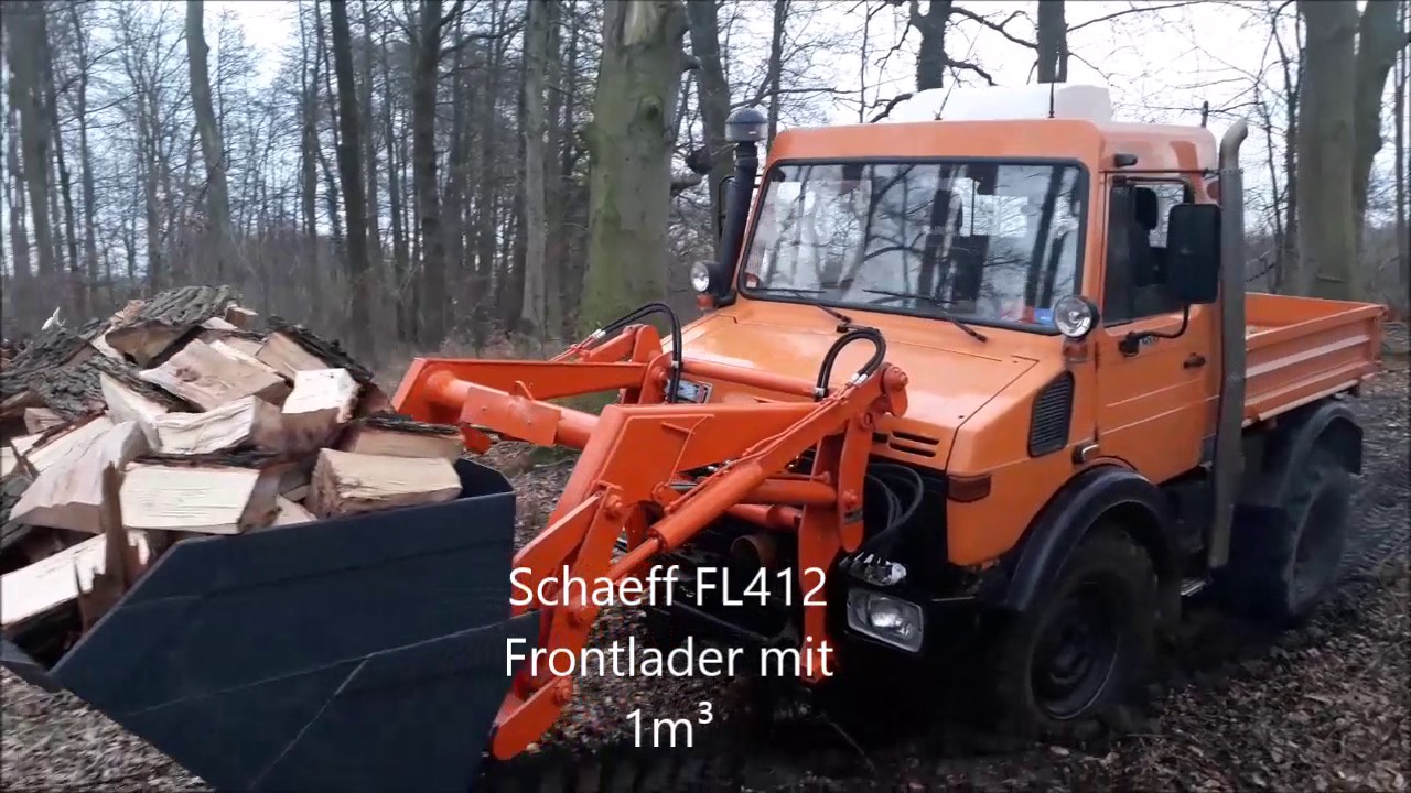 Unimog U1200 im Wald