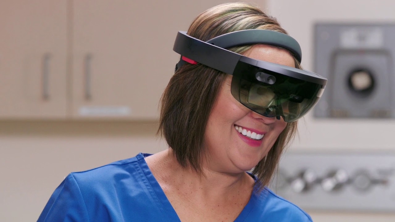 CAE Lucina AR con Microsoft HoloLens