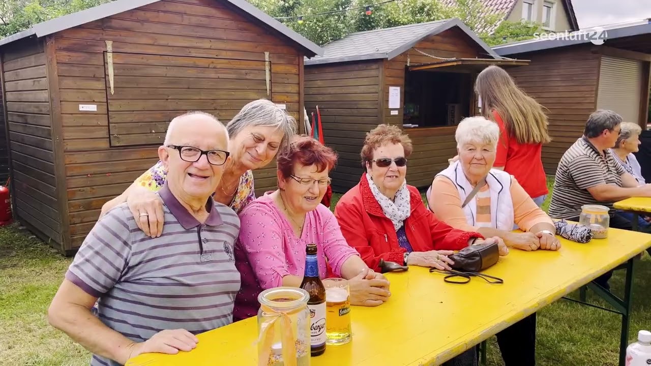 NewsSpot: Schalmein feiern Sommerfest in Tettau