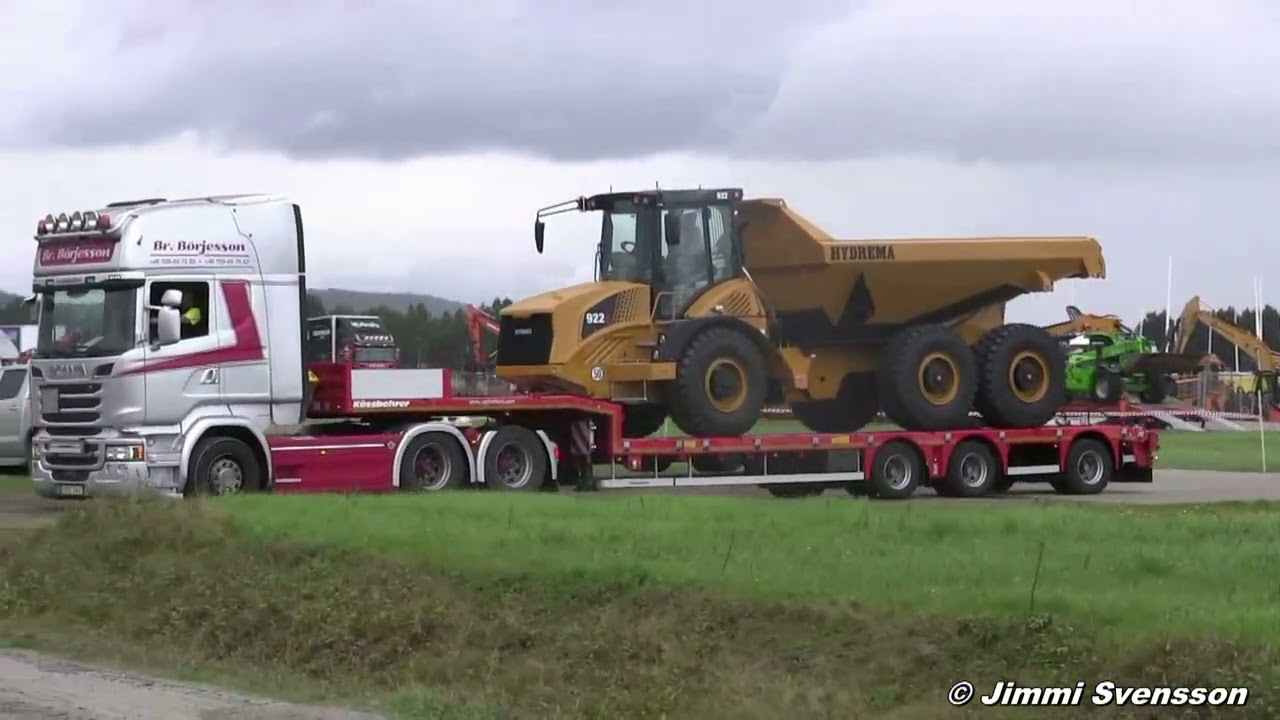 Trailertransporter från Load Up North 2022  Lördag eftermiddag