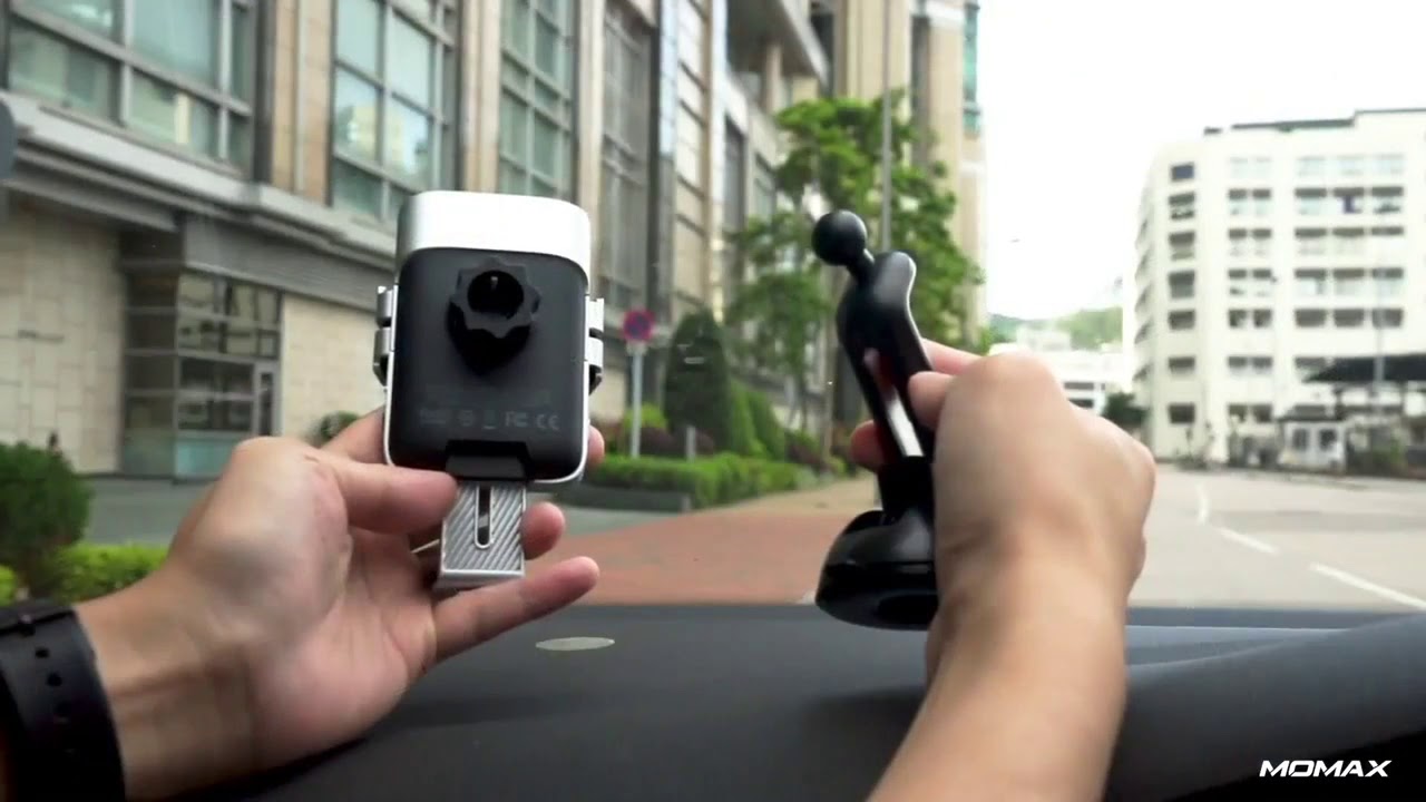 MOMAX   Q  Mount Smart 2 IR Auto Clamping Wireless Charging Car Mount