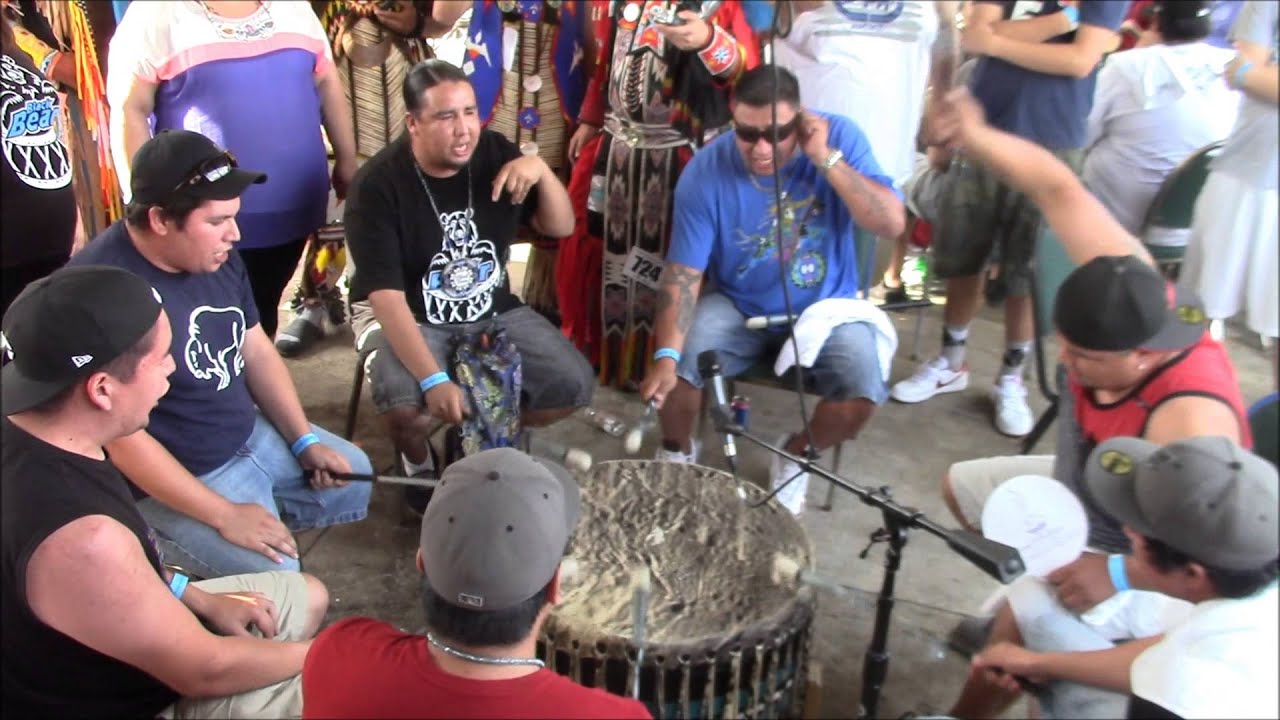 Black Bear Singers Intertribal 3 Mayetta 2015