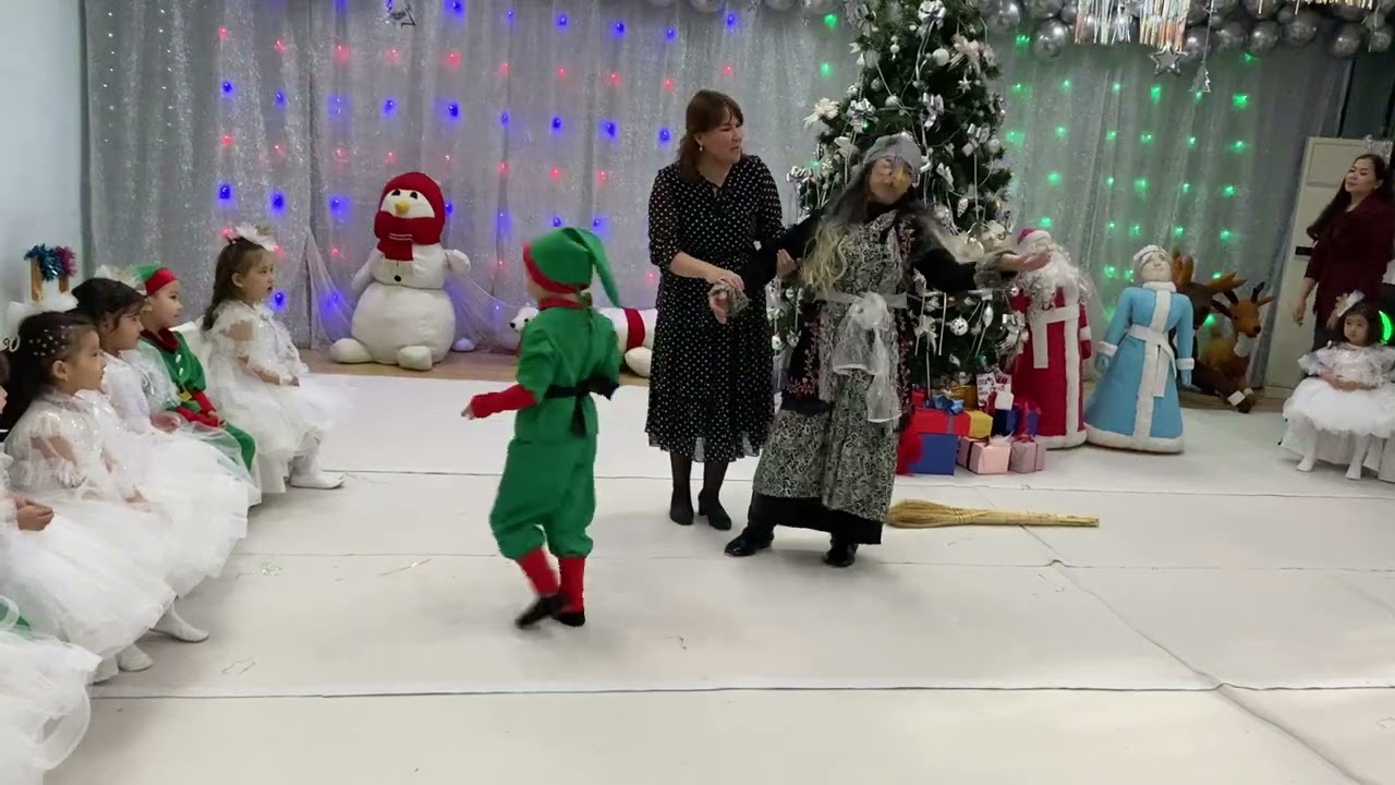 МАРИЯМНЫҢ  ЖАҢА ЖЫЛ МЕРЕКЕСІНЕ  МЫСТАН КЕМПР КЕЛДІ😱
