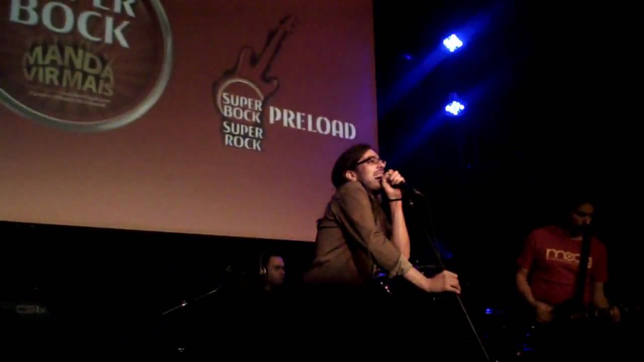 Robot Dealer - Labios de Pintar, live @ Music Box