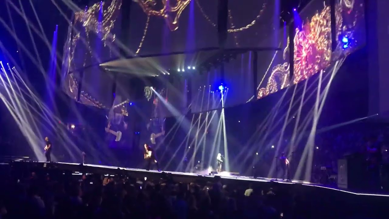 Carrie Underwood “Church Bells” from Cry Pretty 360 tour 6-15-2019 in Cincinnati, Ohio.
