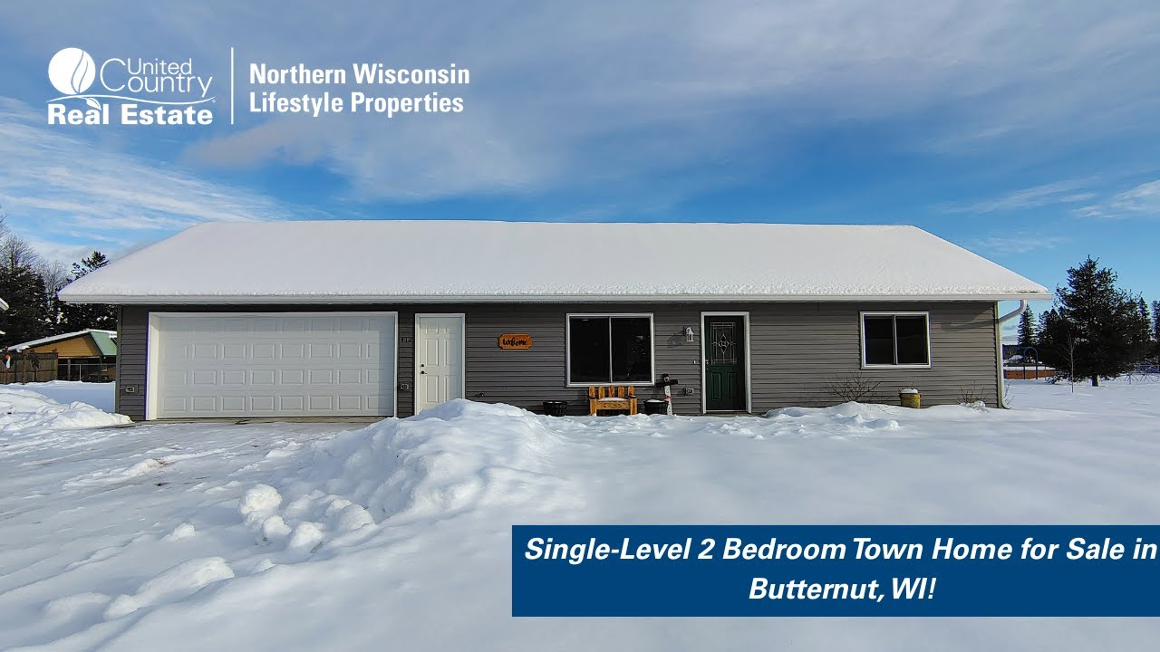 Single-Level Like-New Town Home for Sale in Butternut, WI!