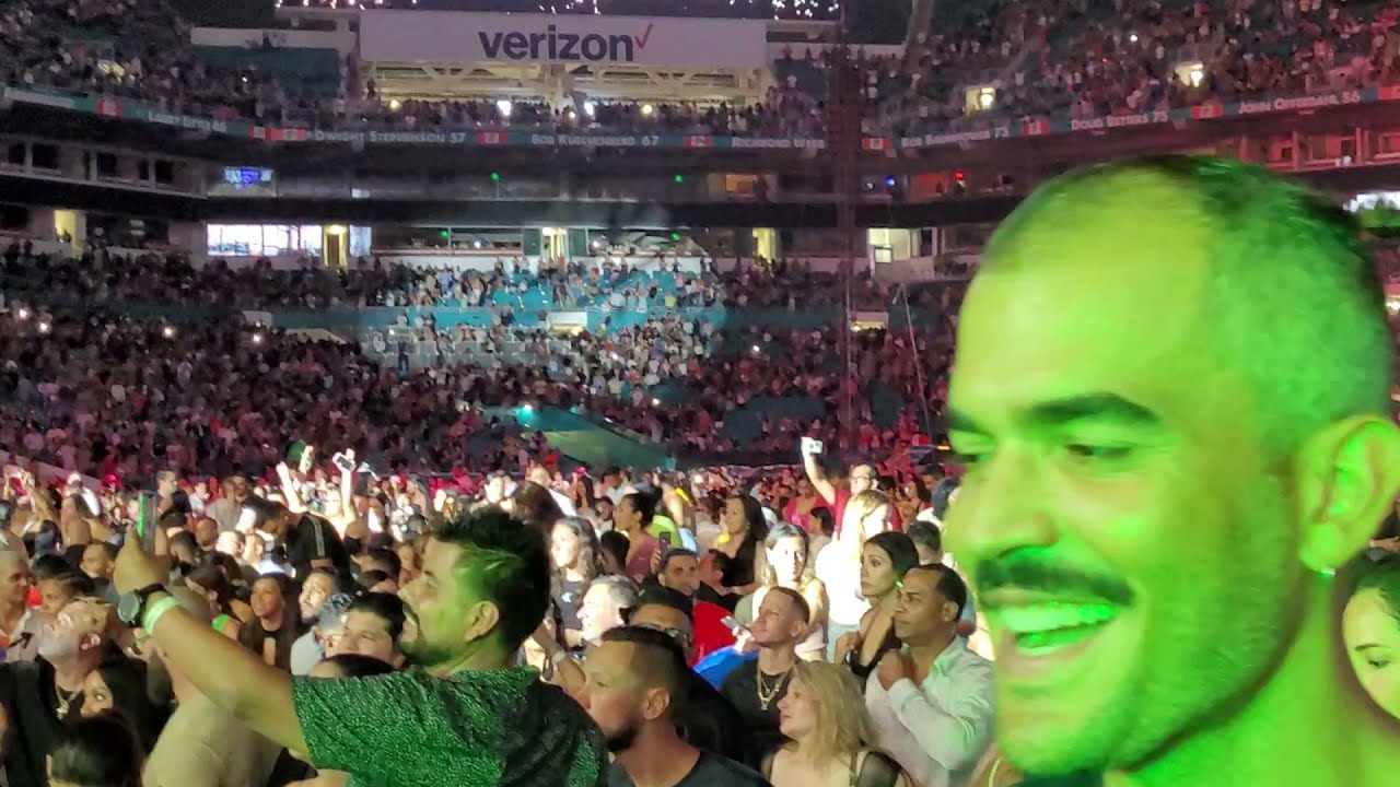 Aventura en Hard Rock Stadium Miami - Clásicos de aventura/ volvi  Ft Bad Bunny sin interrupción