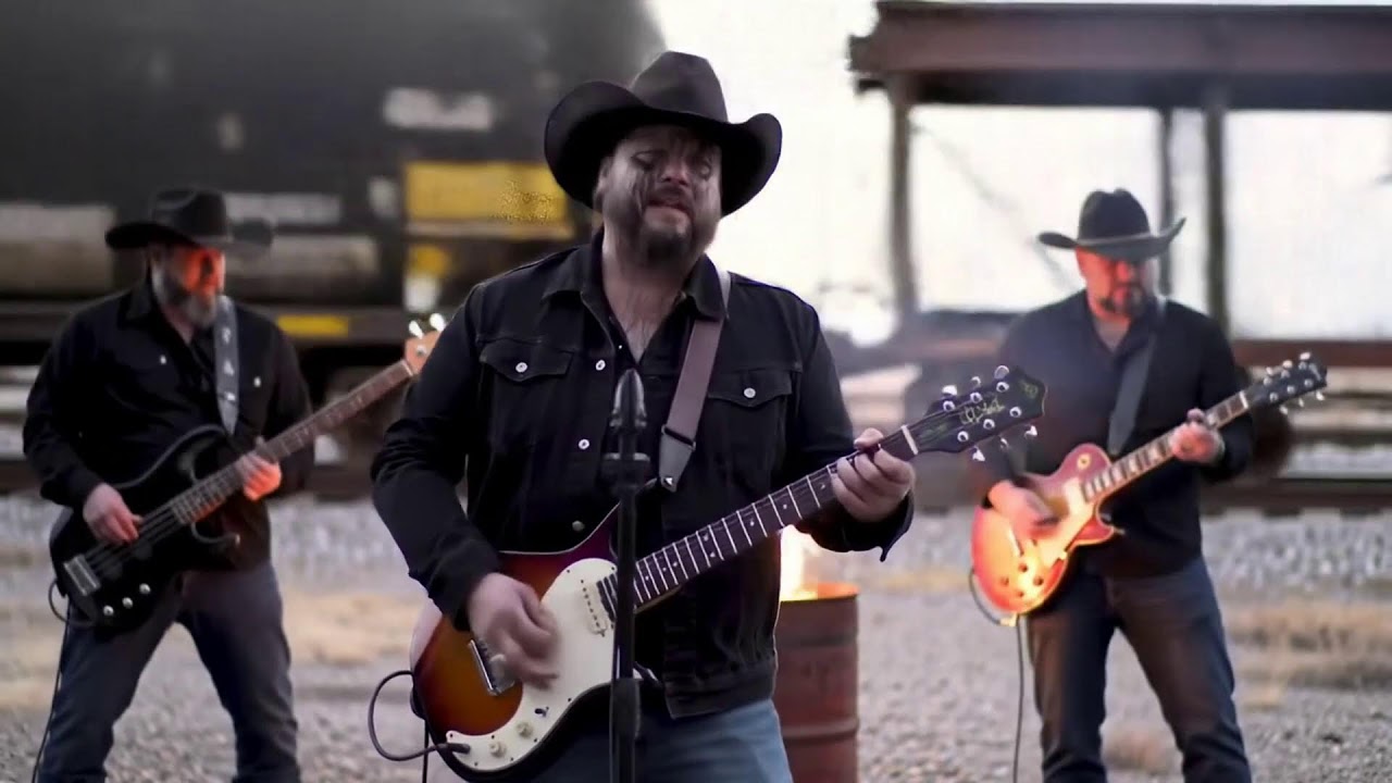 Country Rock Soundtrack – Southern Nights & Highway Dust Inspired by Chris Stapleton