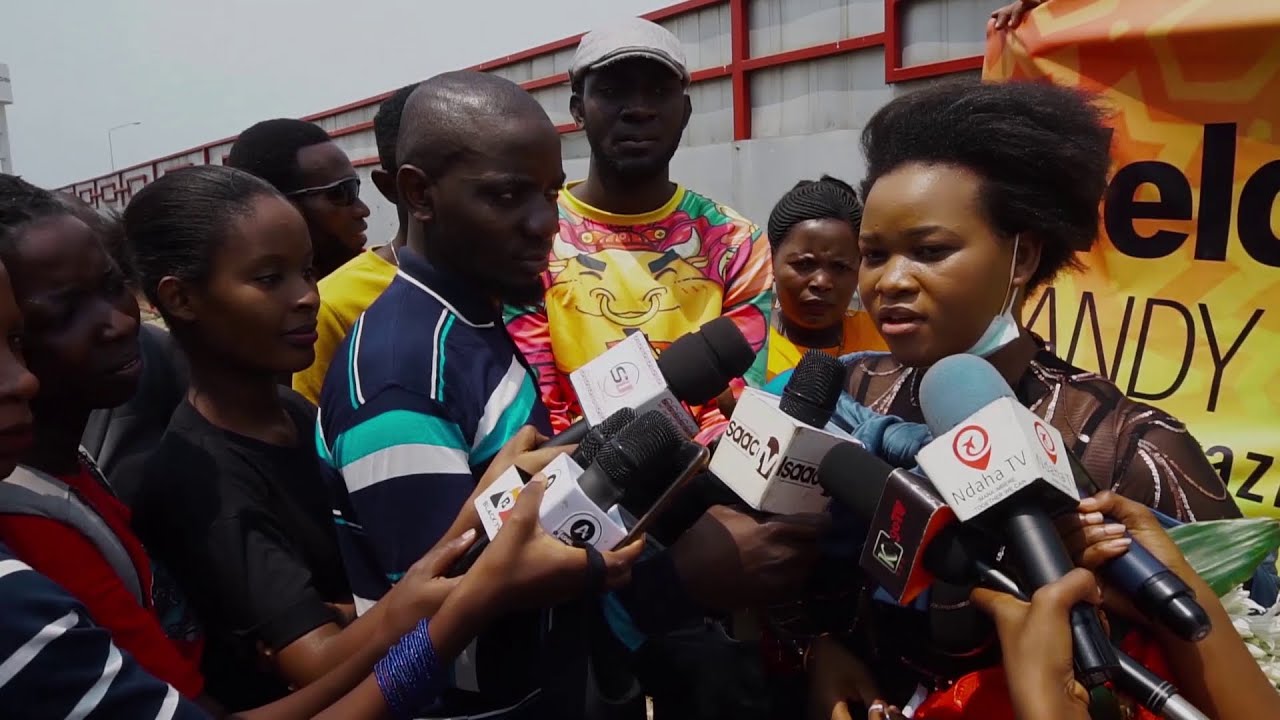 SANDY nduwimana yakiriwe neza kukibuga cidege ca BUJUMBURA avuye muri TANZANIA