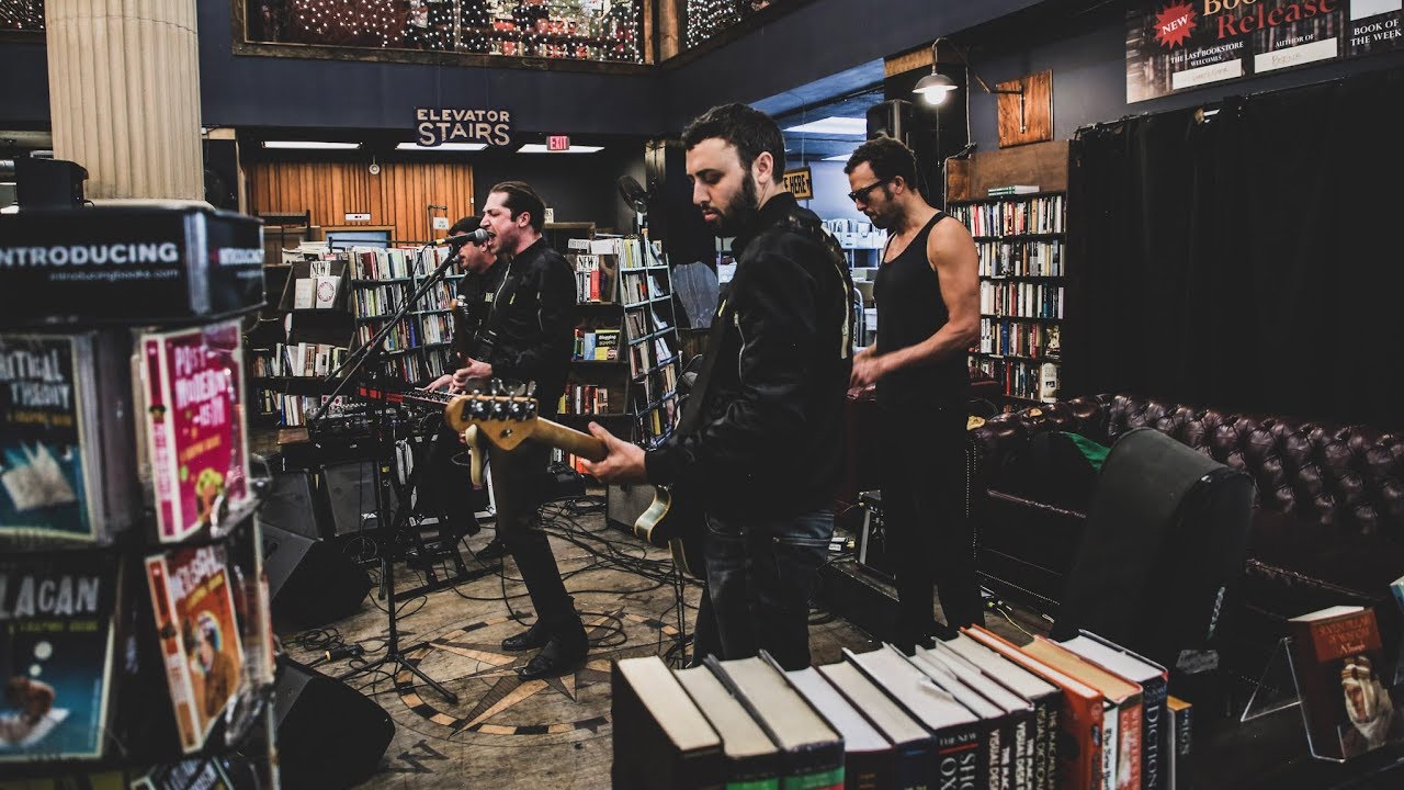 Mini Mansions Perform 