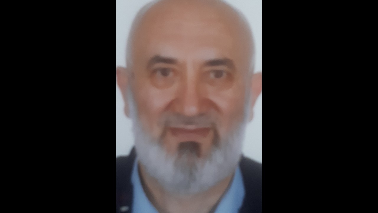 Seyyidleri Sevmeliyiz