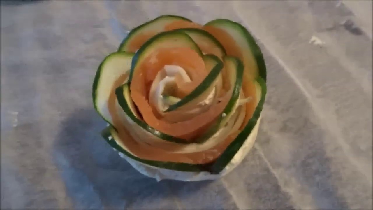fleurs avec courgette saumon et fromage