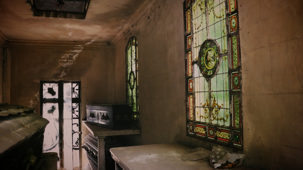 URBEX  CEMENTERIO de Gral SAN MARTIN (ENCUENTRO FRASCO con un CONTENIDO muy EXTRAÑO)