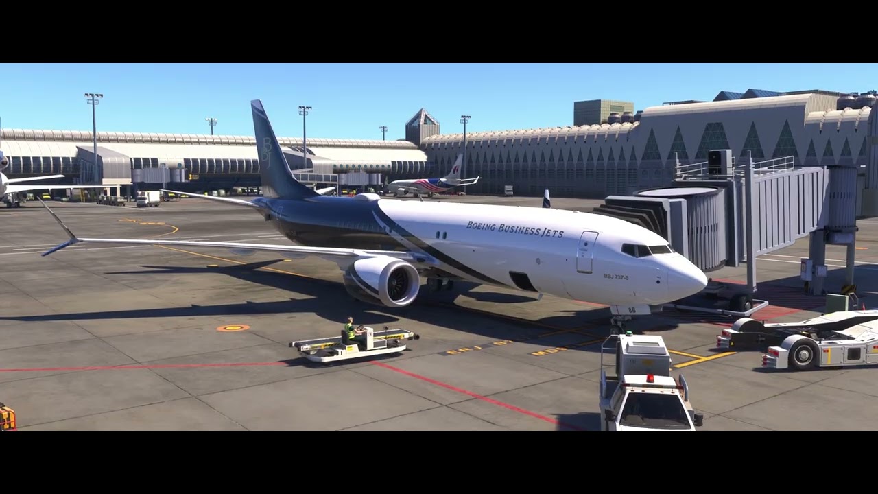 JY FS2024波音737MAX客機高雄小港機場準備起飛