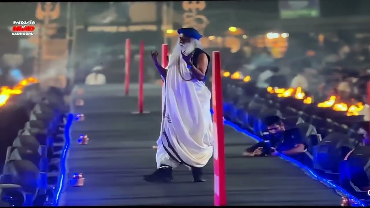 Sadhguru’s answer for “I want to see real Shiva” #mahasivarathri #2025 #sadhguru #adhiyogi