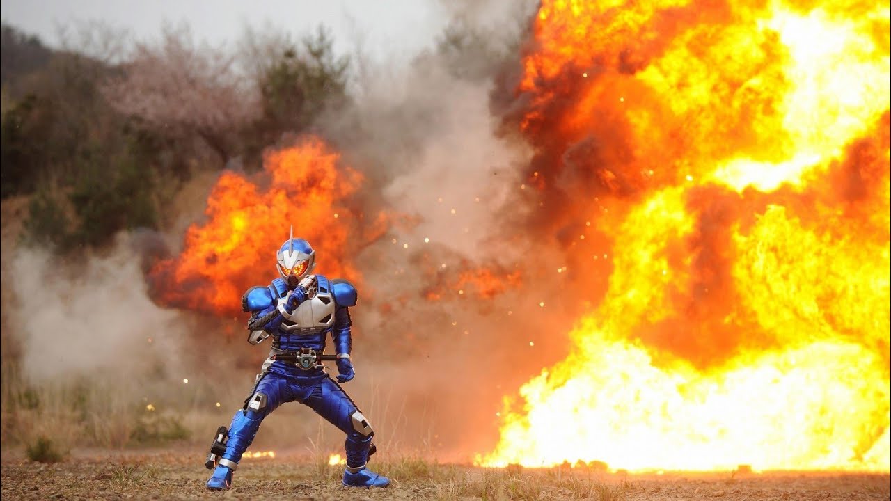 Kamen Rider Beast & Geiz VS Accel VS Kamen Rider Mach 仮面ライダービースト＆ゲイツ VS 仮面ライダーアクセル VS 仮面ライダーマッハ 