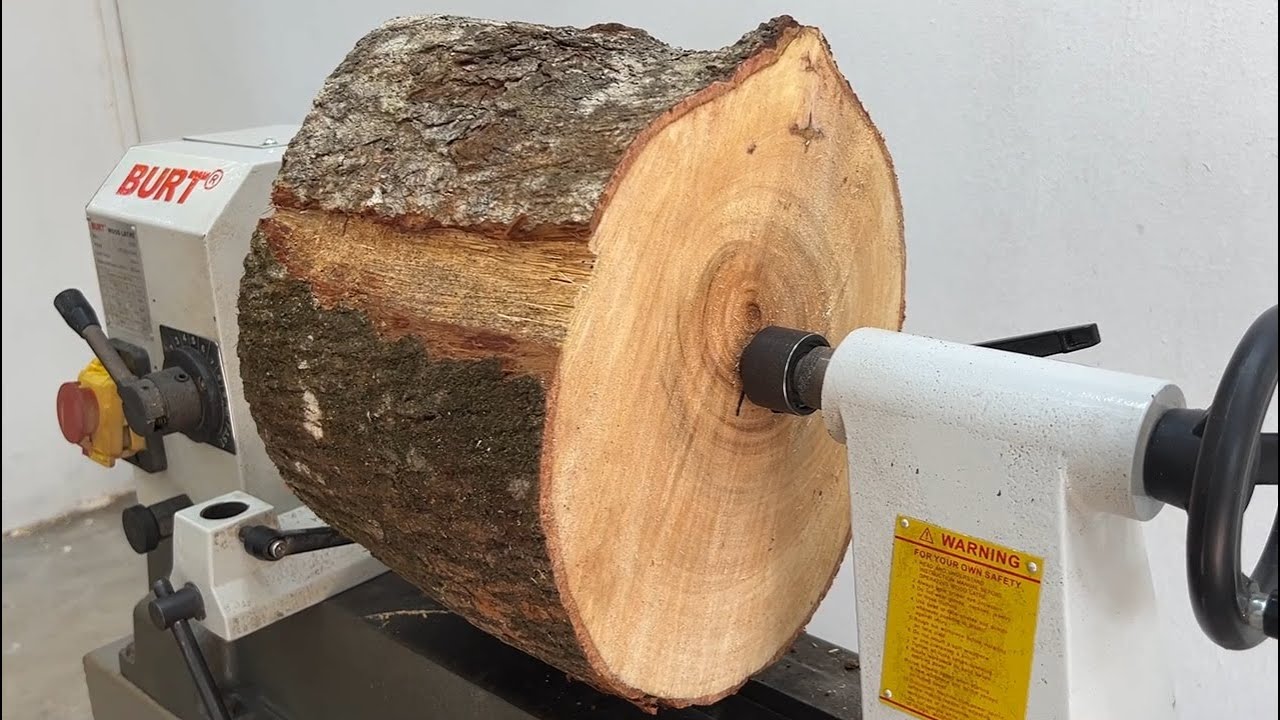 Amazing Woodturning Traditional - Clever And Creative Idea Manually Planing Wood On Wood Lathe