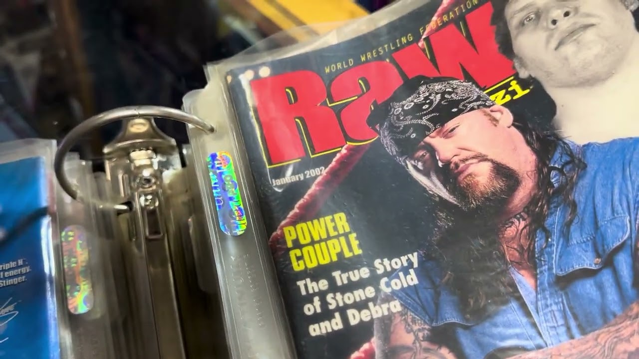 WWE Magazine Monday What Should I Look At?