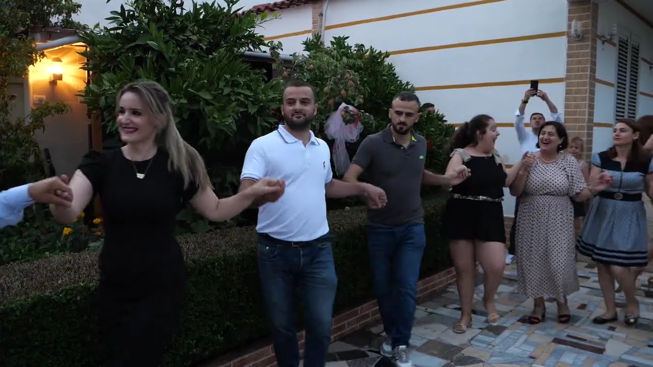 Valle tradicionale Dibrane ne dasmat tona