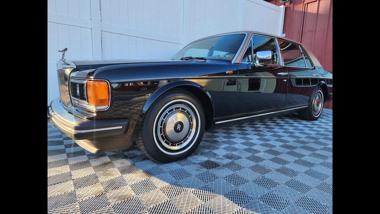 1990 Rolls Royce Silver Spur II Black Beauty @AutoWorldConway