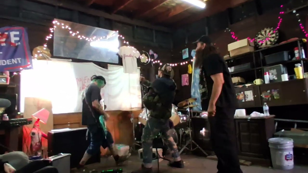 JOHNNY LETHAL  live (VIOLENT LANDFILL ARCHIVES)