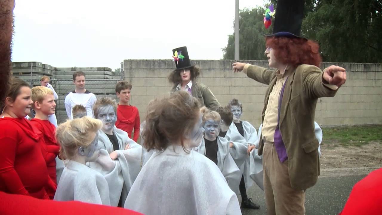 Vriendengroep Schenkels; optocht  Brabantse Dag 2013 Op de Wind
