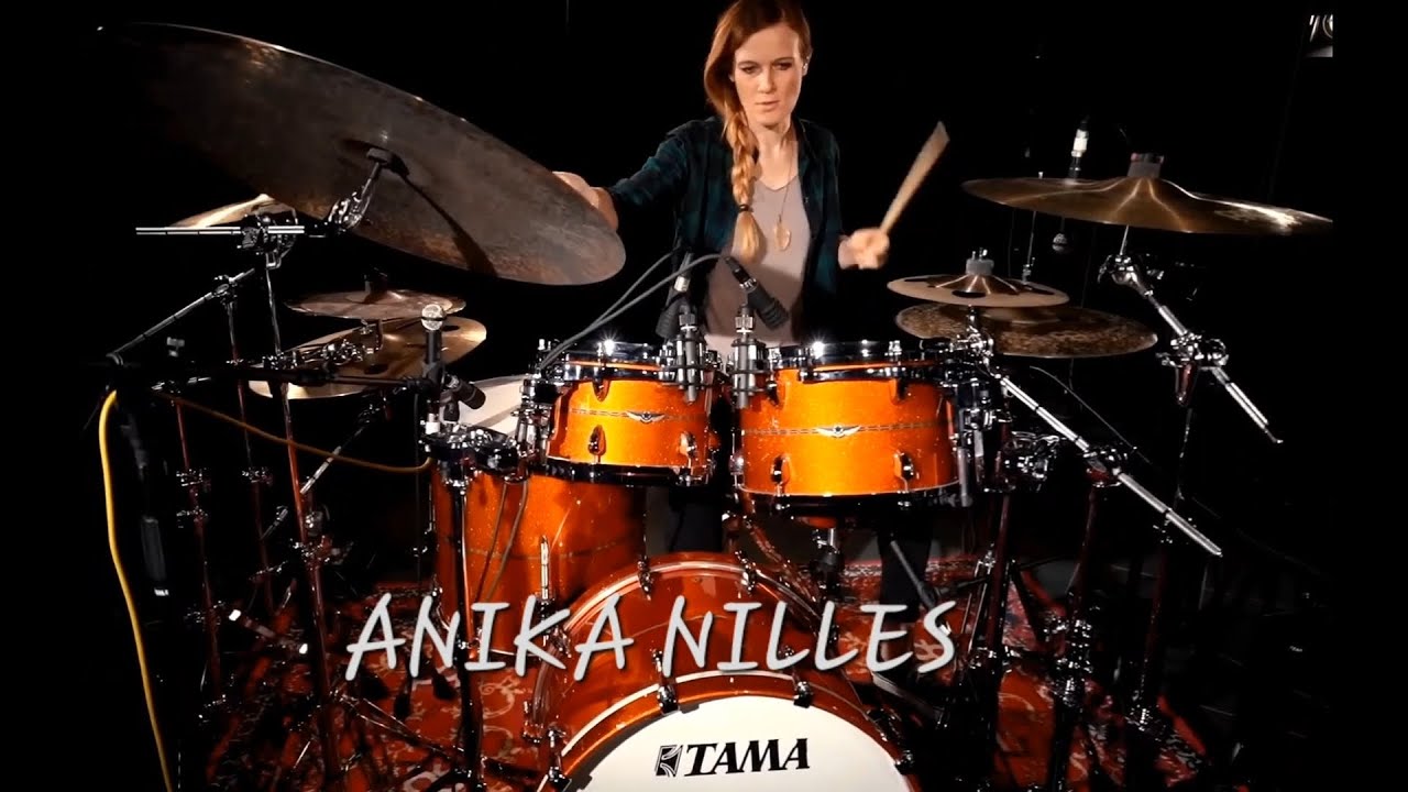 Anika Nilles  l  Amazing Performance  